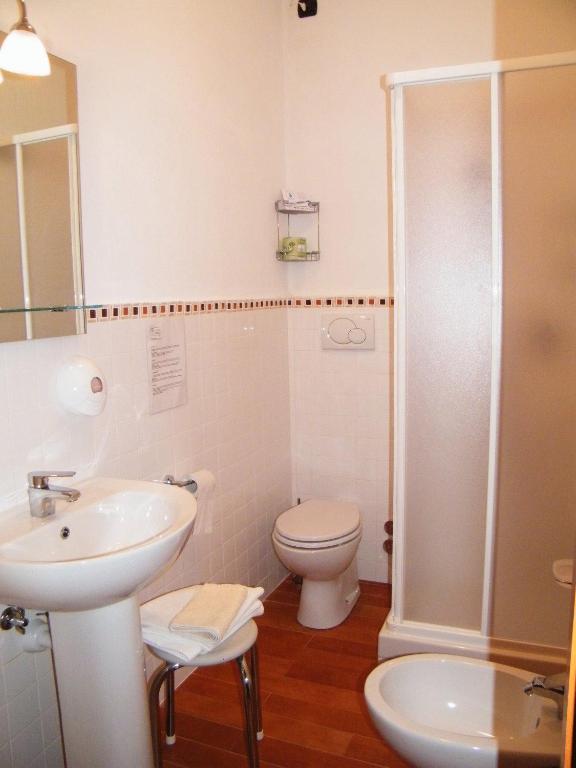 Albergo Amici Varese Ligure Szoba fotó